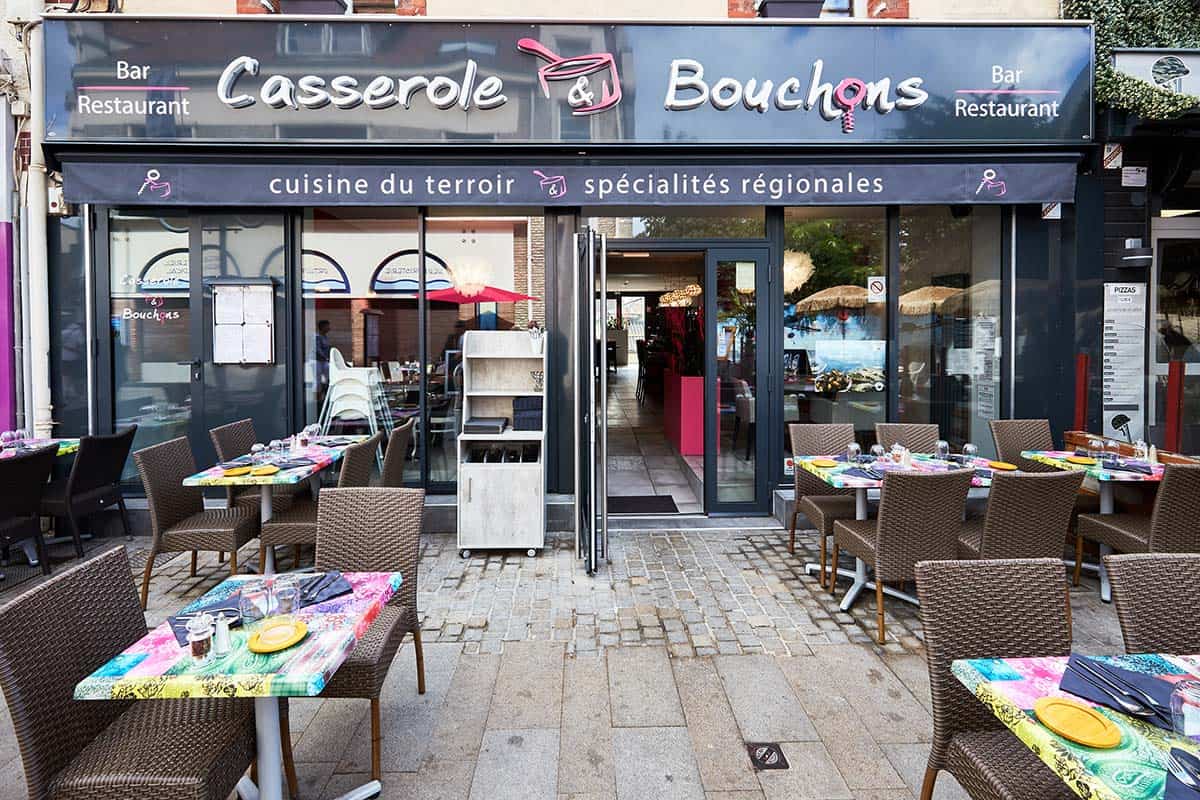 Agencement et mobilier pour un restaurant à Ouistreham, près de Caen (dans le Calvados -14) en Normandie Agencement et mobilier pour un restaurant à Ouistreham, près de Caen (dans le Calvados -14) en Normandie