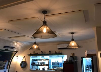 Panneaux acoustiques pour un restaurant & une brasserie en Guadeloupe - Solutions acoustiques restauration