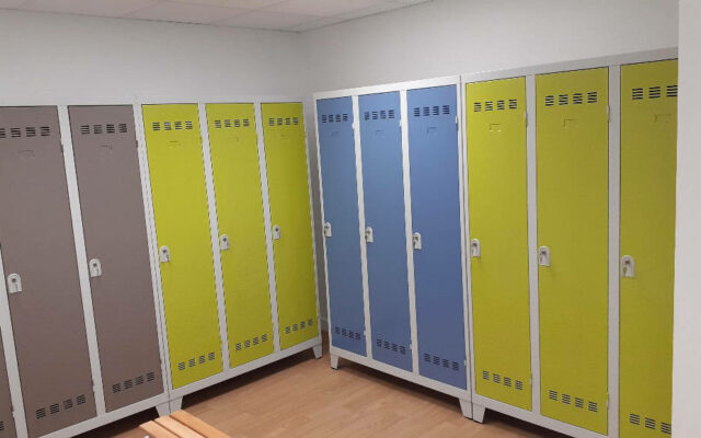 Réalisation de vestiaires professionnels pour une entreprise à Bayeux