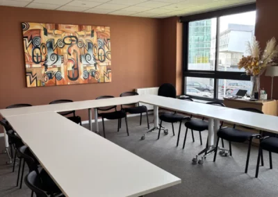 salle de réunion (avant travaux de transformation en espace bureau partagé)