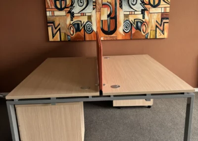 mobilier de bureau partagé collaborateur à Caen